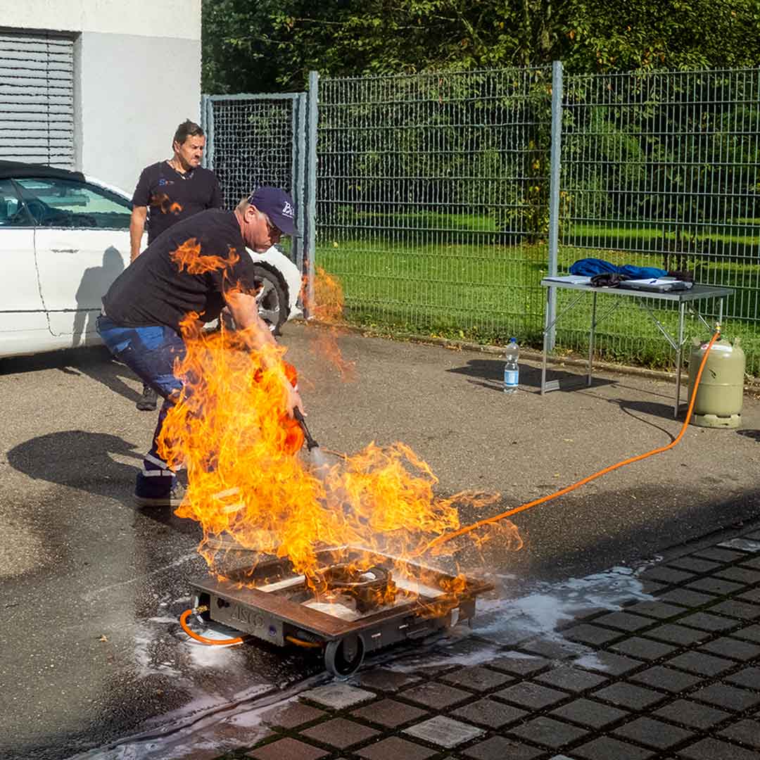 Feuerloescher-Training Birco