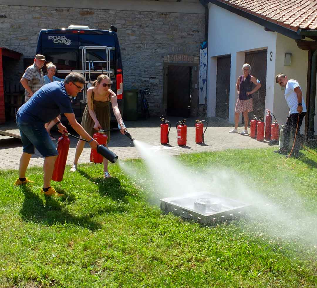 Feuerloescher-Training Villa Kunterbunt